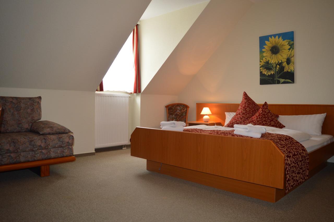 Hotel Auerhahn Masserberg Ngoại thất bức ảnh